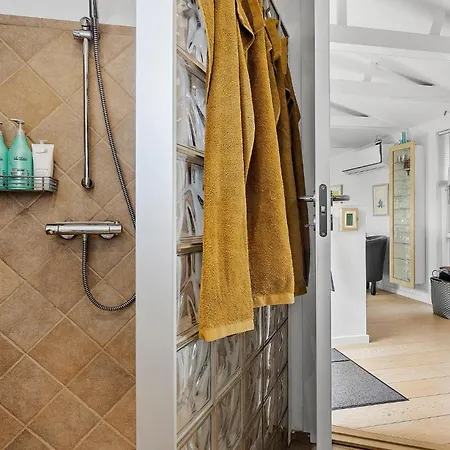 2 Bedroom Stunning In بيت للعطل *