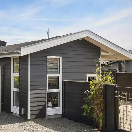 2 Bedroom Stunning In